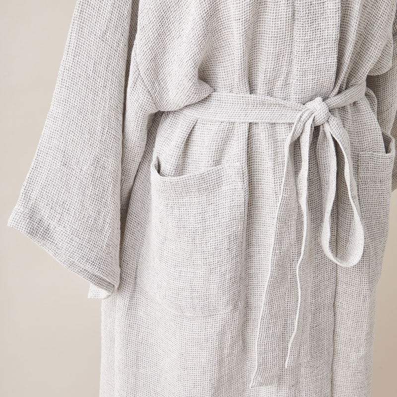 Luxuriously Woven Honeycomb Linen Bathrobe in Stone Color