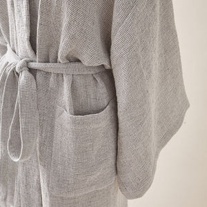 Luxuriously Woven Honeycomb Linen Bathrobe in Stone Color