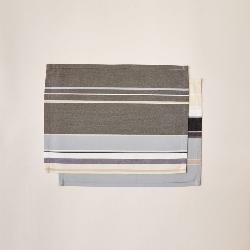 Striped Placemat in Oat and Powder Blue color scheme, 2-piece sets