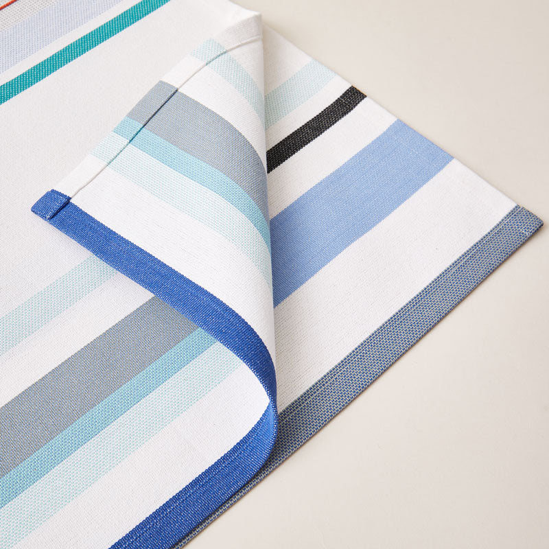 Striped Placemat in White and Aquamarine color scheme, 2-piece sets