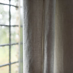 Carica l&#39;immagine nel visualizzatore di Gallery, Thread Embroidered Linen Drapes
