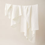 Carica l&#39;immagine nel visualizzatore di Gallery, Honeycombed Textured Linen Bath Towel in Latte color
