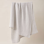 Carica l&#39;immagine nel visualizzatore di Gallery, Honeycombed Textured Linen Bath Towel in Stone color
