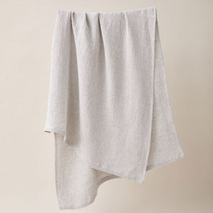Honeycombed Textured Linen Bath Towel in Stone color
