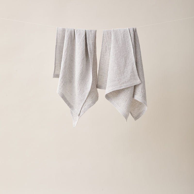 Honeycombed Textured Linen Set of Hand Towels in Stone color